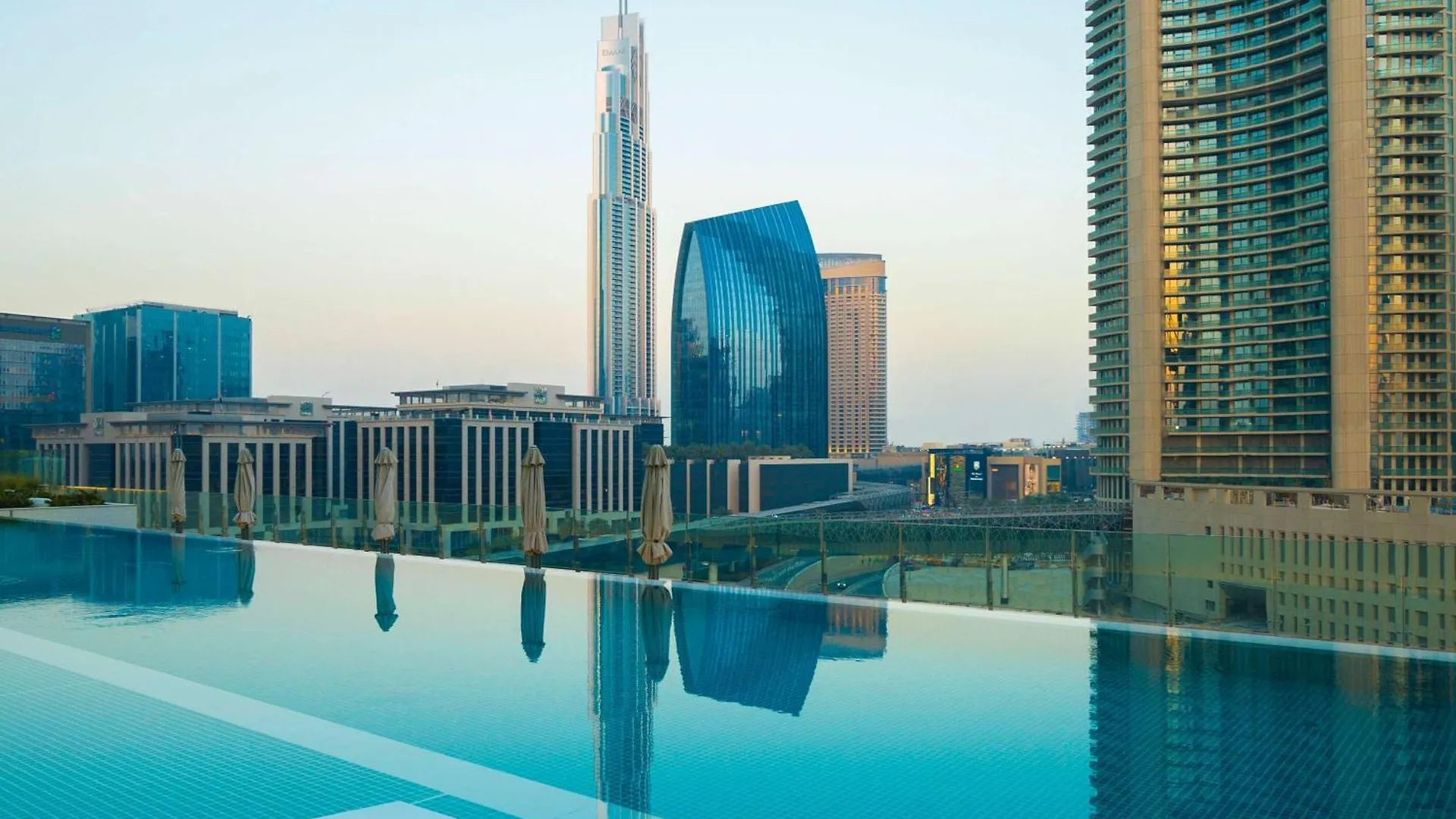 Отель Sofitel Dubai Downtown