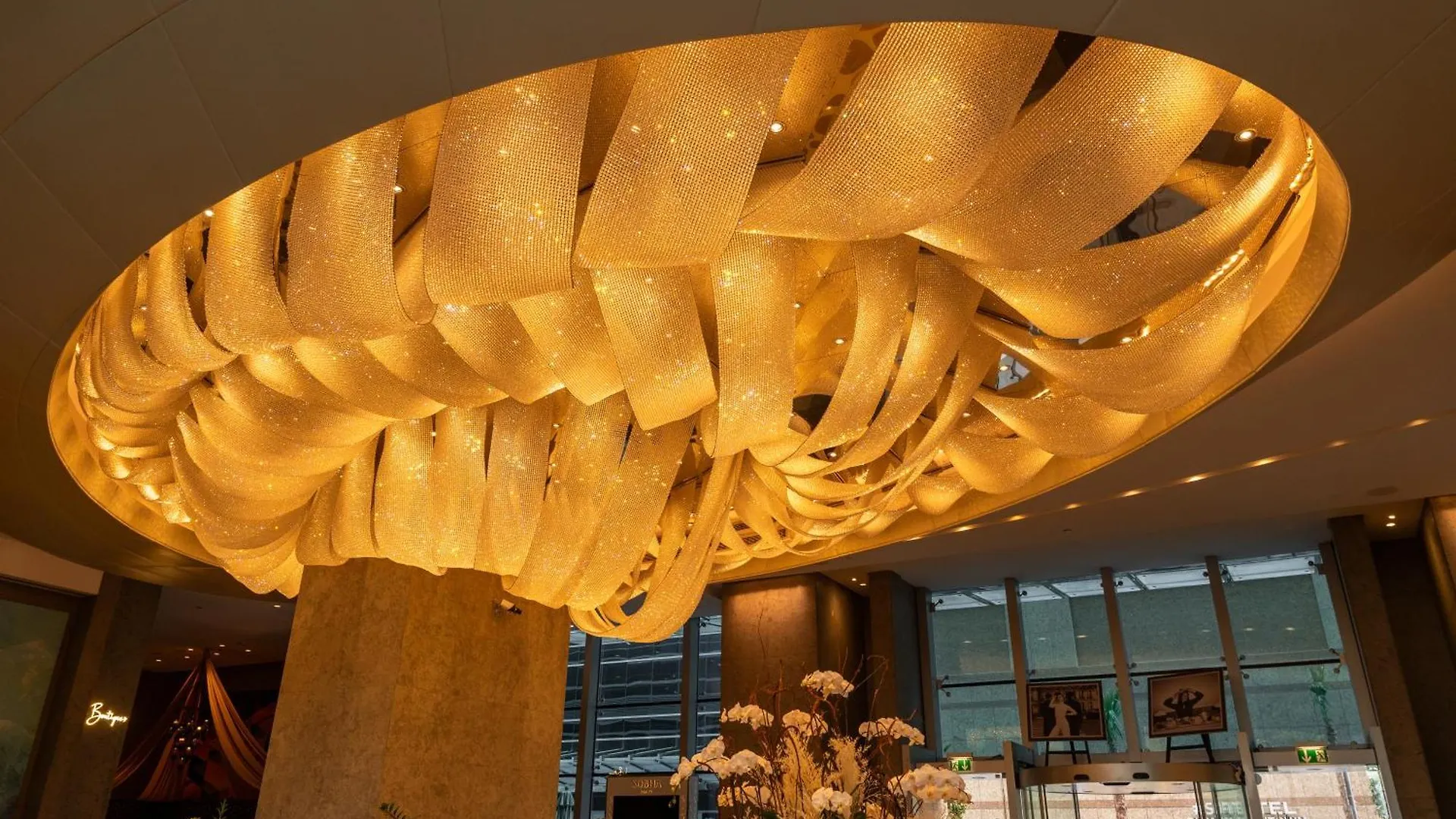 *****  Sofitel Dubai Downtown Hotel United Arab Emirates