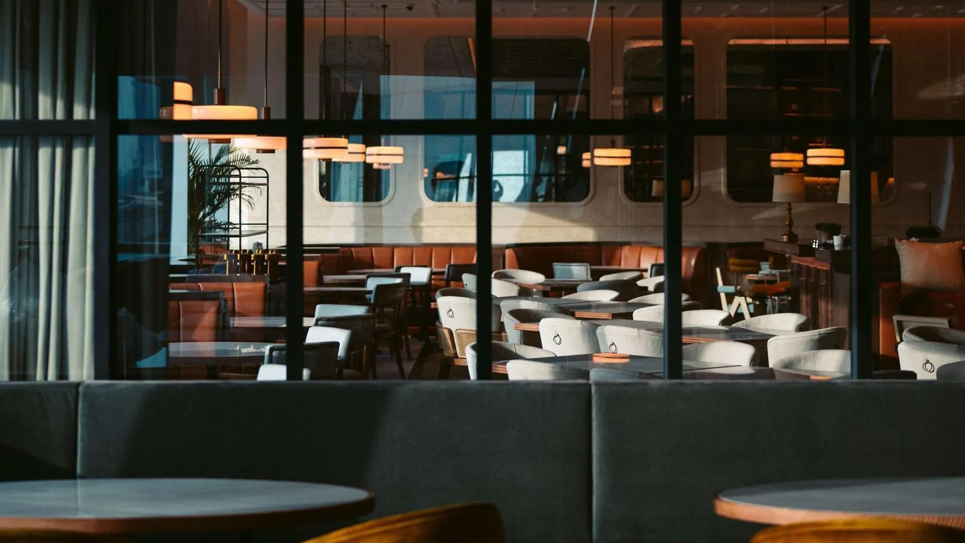 Sofitel Dubai Downtown Hotel 5*,