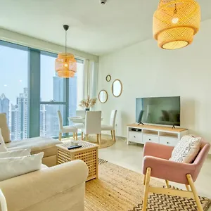 Boho-chic Cosy 1br, Minutes To Burj Khalifa شقة