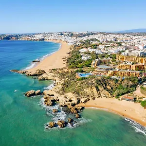 https://auramar-beach-resort.hotelaalgarve.com